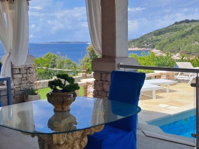 Apartment Two bedroom apartment with terrace and sea view Cove Poplat, Korčula A-18258-d in Vela Luka - Apartment