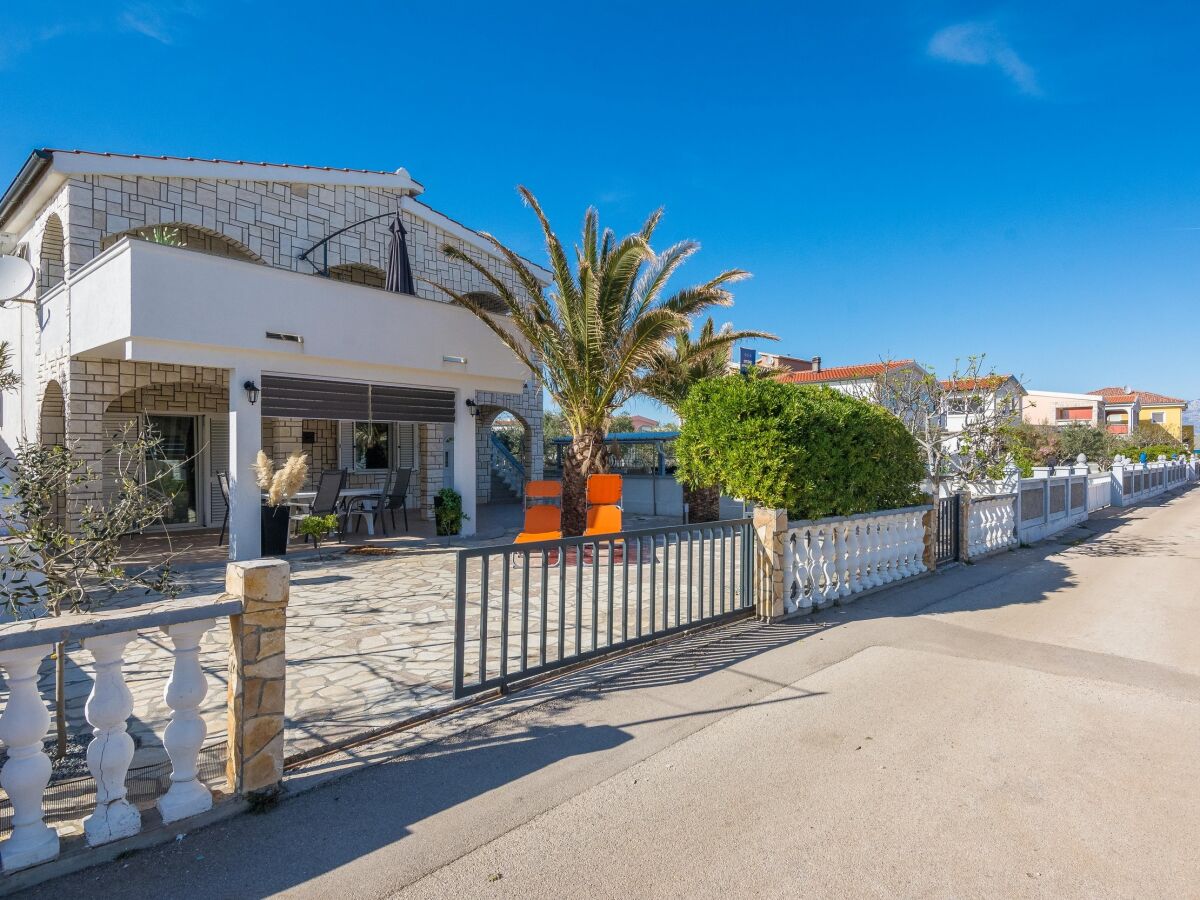 Apartment Studio flat with terrace and sea view Vir AS-18525-a