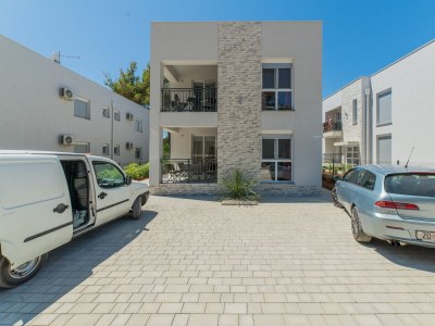 Apartment Two bedroom apartment with balcony Vir A-18550-a - Outdoor photo 8