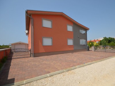 Apartment Two bedroom apartment with terrace Vir A-18562-a - Outdoor photo 8
