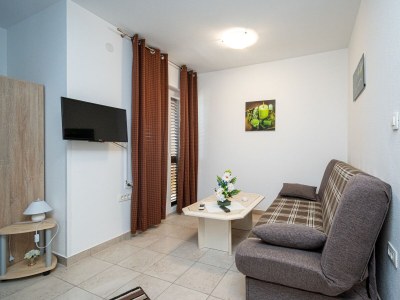 Apartment One bedroom apartment with balcony and sea view Tribanj Šibuljina, Paklenica A-17818-c - Outdoor photo 14