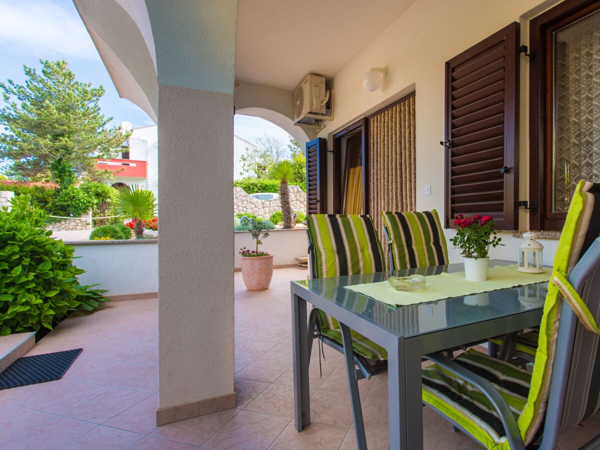 Apartment One bedroom apartment with terrace Punat, Krk A-17857-a