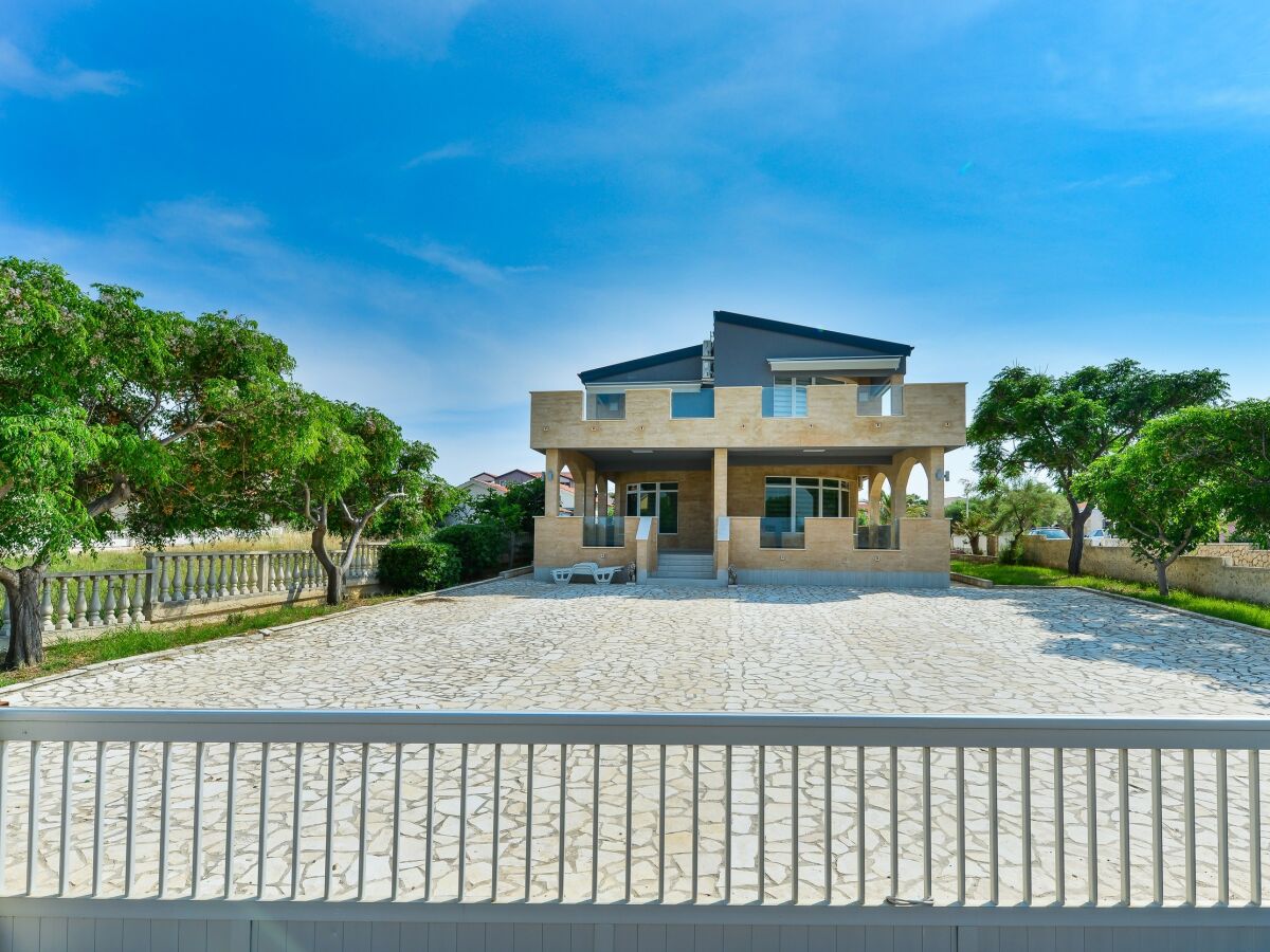 Apartment One bedroom apartment near beach Vir A-18588-a - Outdoor photo 5