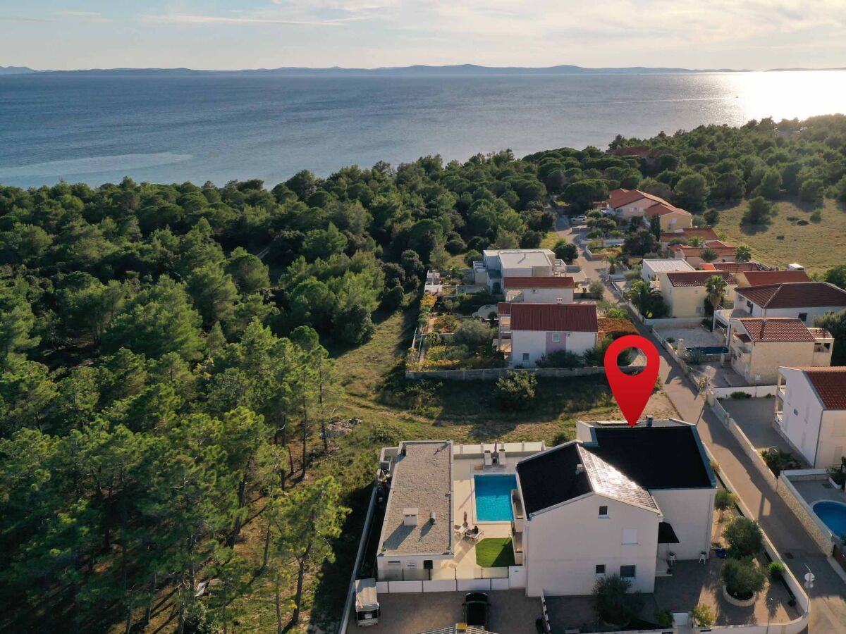 Apartment One bedroom apartment with balcony and sea view Vir - Kozjak, Vir A-18589-b