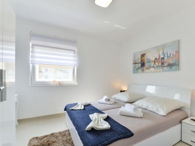 Apartment One bedroom apartment with balcony and sea view Vir - Kozjak, Vir A-18589-b - Outdoor photo 26