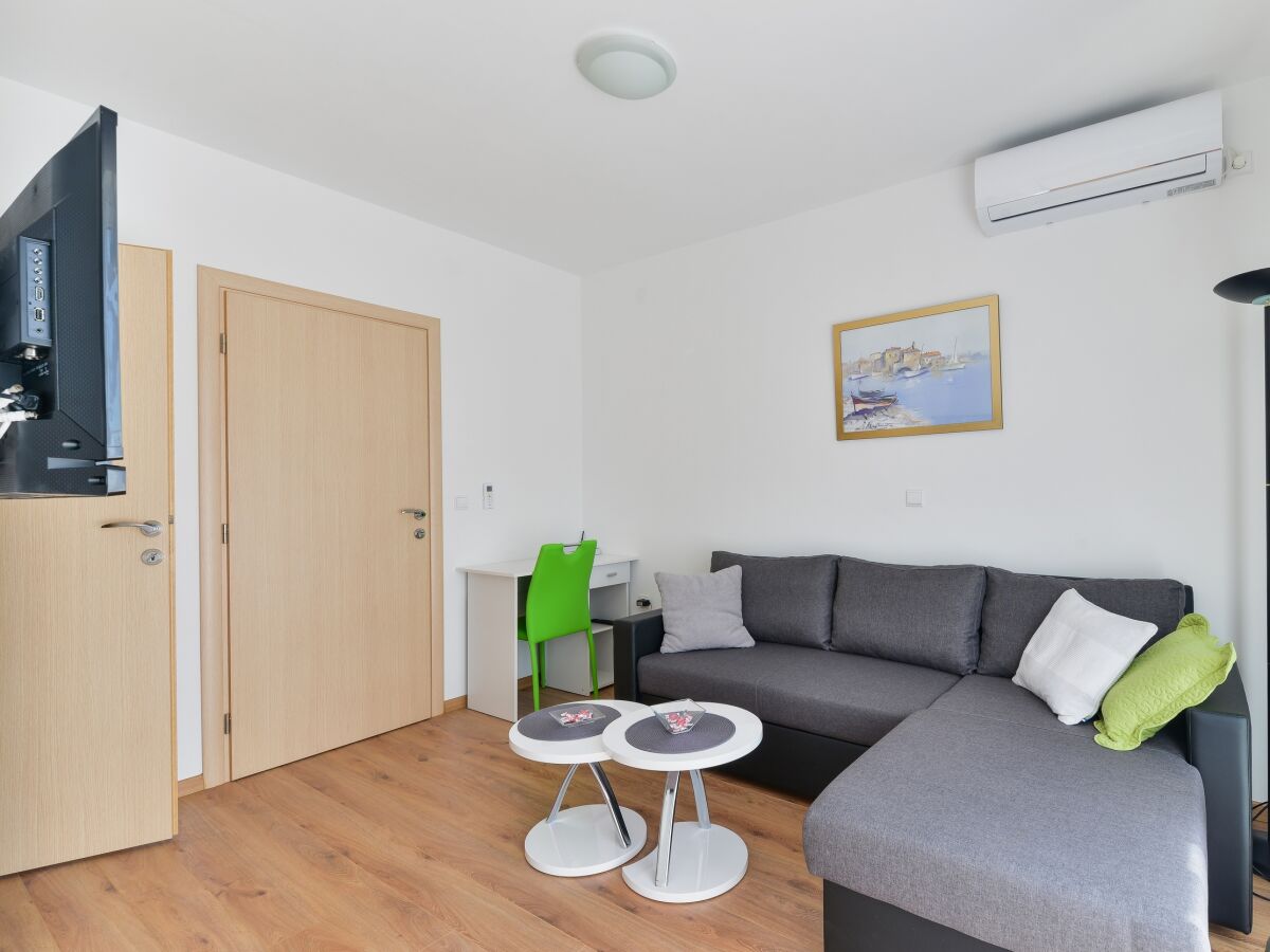 Apartment Two bedroom apartment with balcony Vir A-18592-a - Outdoor photo 4