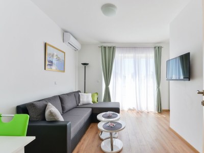 Apartment Two bedroom apartment with balcony Vir A-18592-a - Outdoor photo 5
