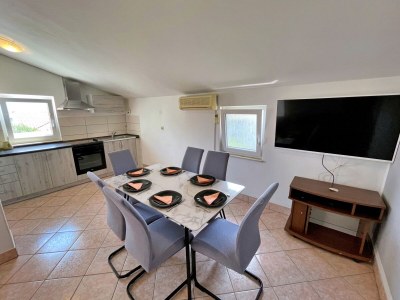 Apartment Three bedroom apartment with terrace and sea view Šilo, Krk A-18757-b - Outdoor photo 11