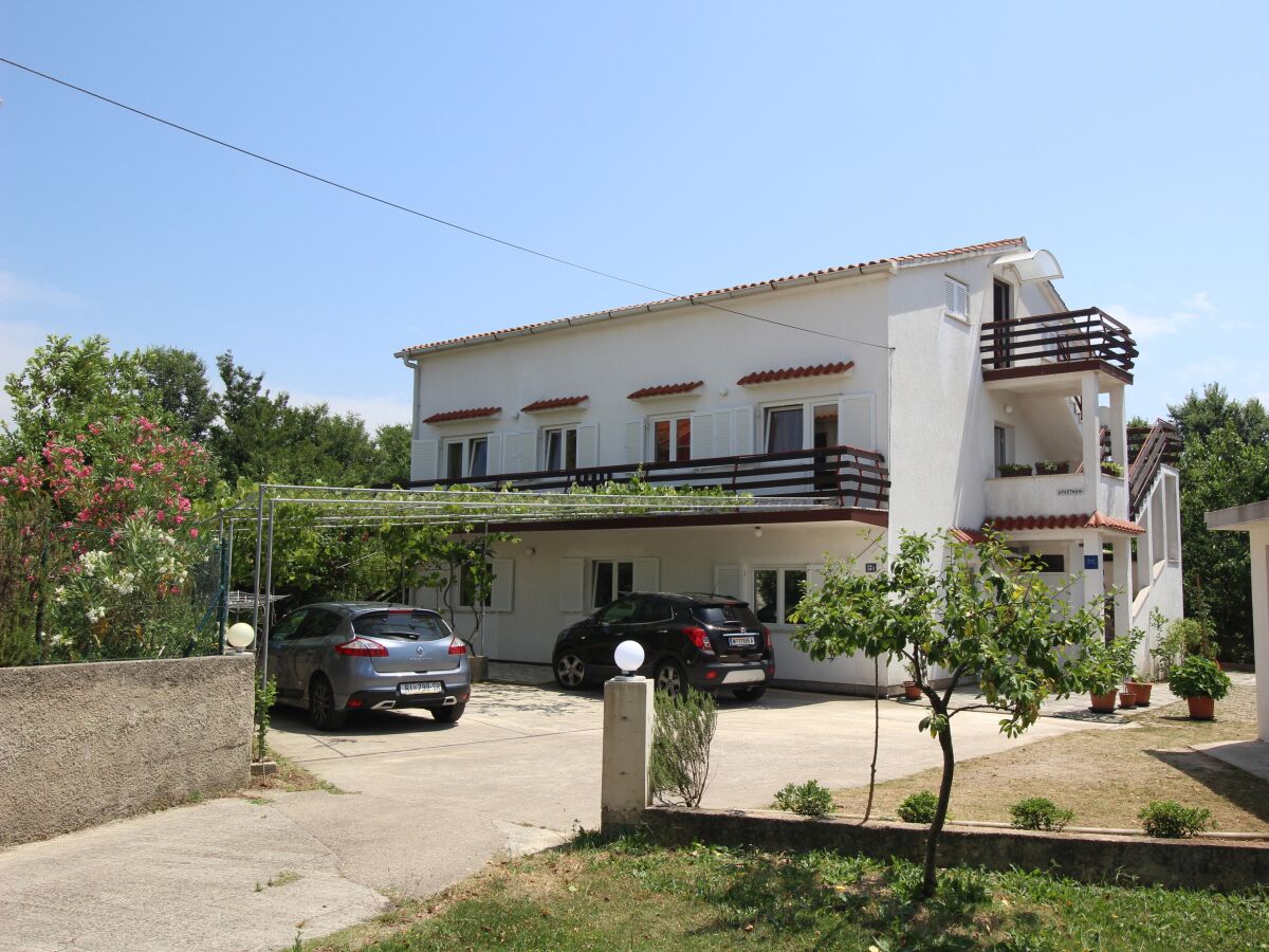 Apartment Two bedroom apartment with balcony Šilo, Krk A-18763-a