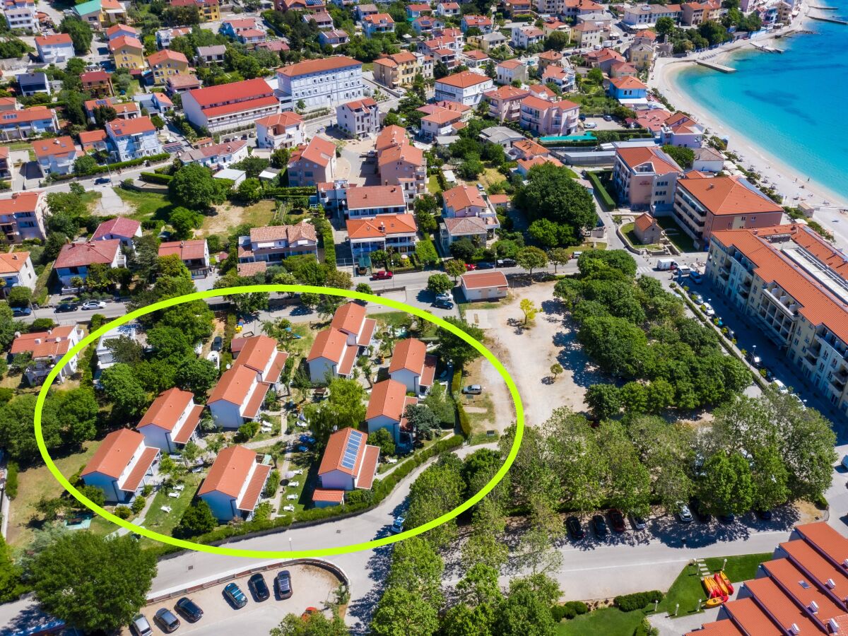 Apartment One bedroom apartment with terrace Baška, Krk A-18771-c