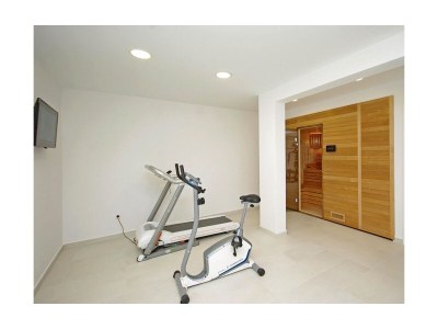 Apartment One bedroom apartment with air-conditioning Makarska A-19147-a - Outdoor photo 15