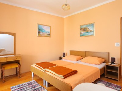 Apartment Two bedroom apartment with terrace and sea view Arbanija, Čiovo A-18797-a - Outdoor photo 19