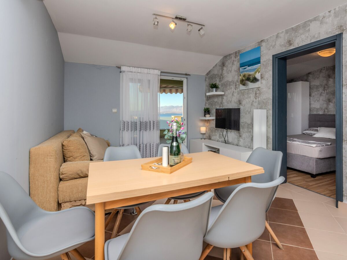Apartment Two bedroom apartment with balcony and sea view Vir - Lozice, Vir A-18593-b