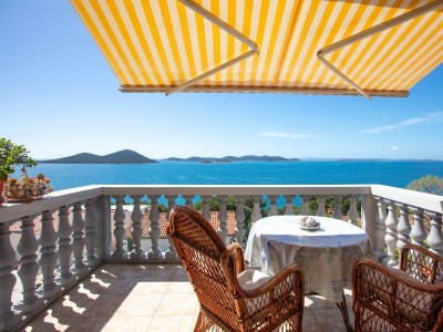 Apartment One bedroom apartment with terrace and sea view Drage, Biograd A-19189-b in Pakostane - Apartment