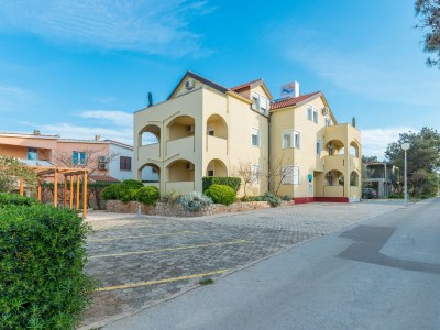 Apartment One bedroom apartment with terrace Vir A-18603-a - Outdoor photo 5