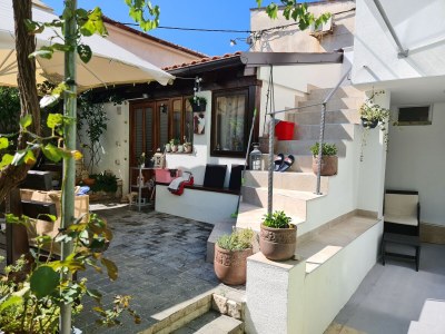 Apartment One bedroom apartment with terrace Veli Lošinj, Lošinj A-19196-a - Outdoor photo 2
