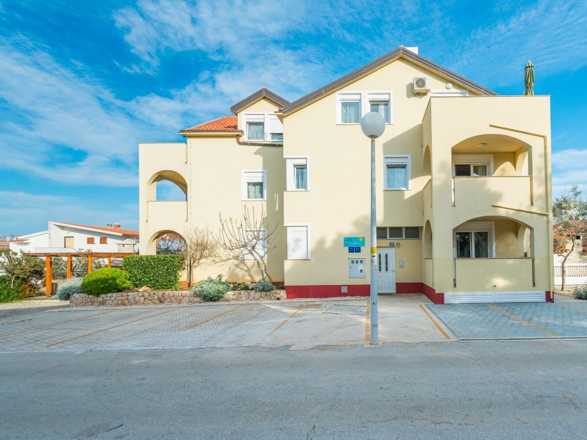 Apartment Two bedroom apartment with balcony and sea view Vir A-18603-f - Outdoor photo 2