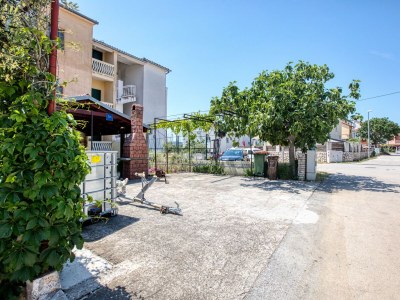 Apartment Two bedroom apartment with terrace Biograd na Moru, Biograd A-18665-a - Outdoor photo 11