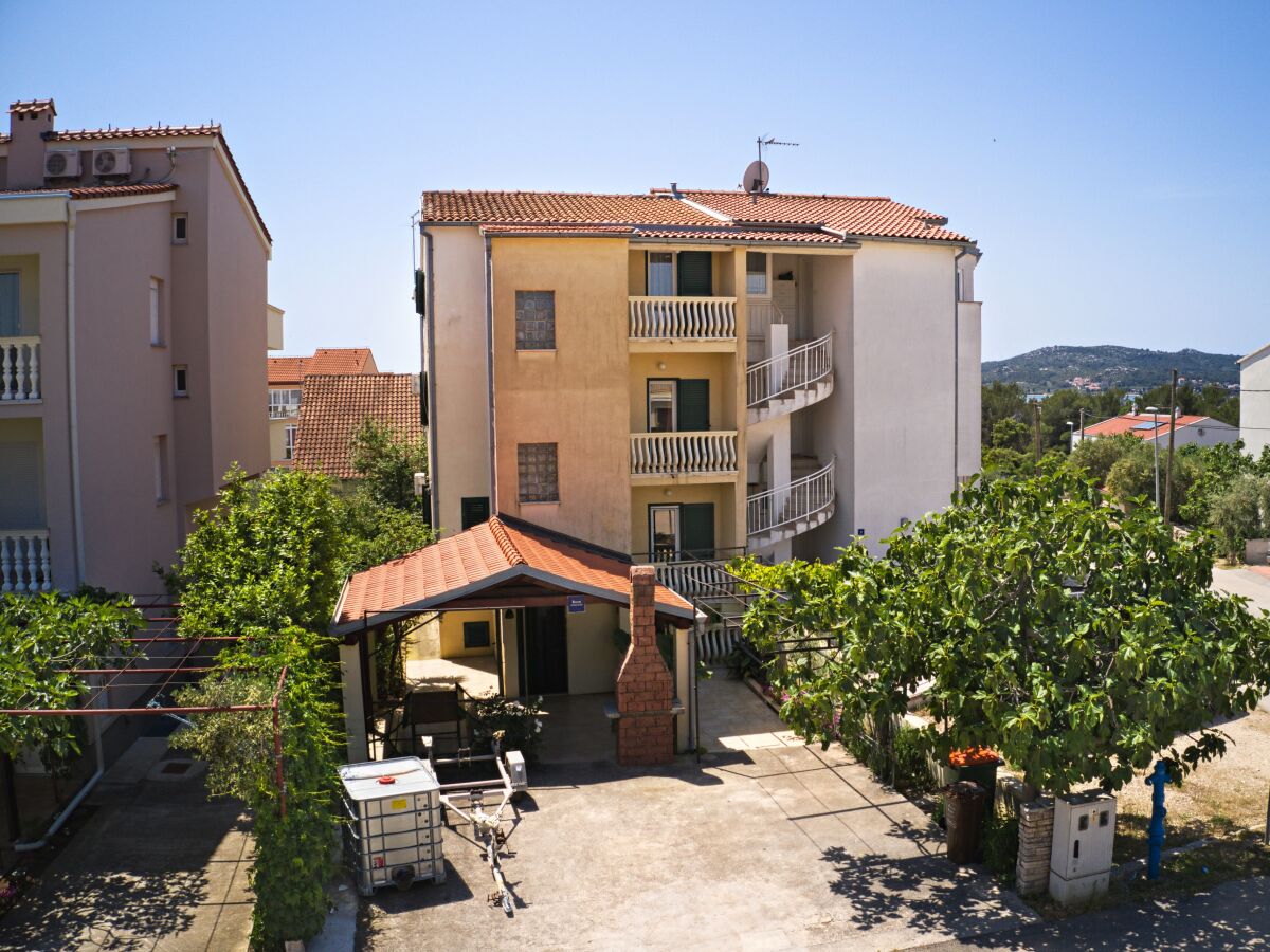 Apartment Two bedroom apartment with terrace and sea view Biograd na Moru, Biograd A-18665-b - Outdoor photo 2