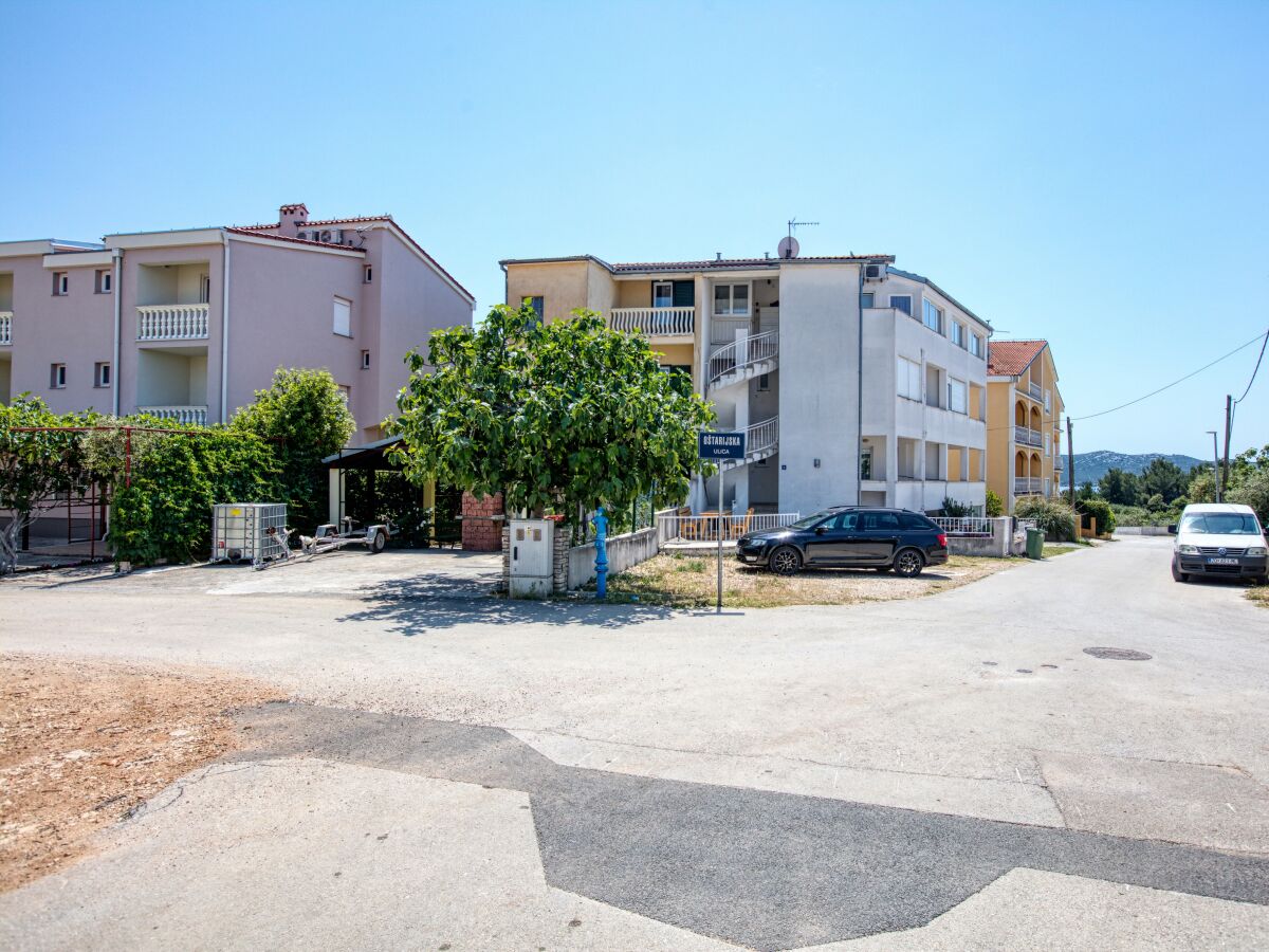 Apartment Two bedroom apartment with terrace and sea view Biograd na Moru, Biograd A-18665-b - Outdoor photo 4
