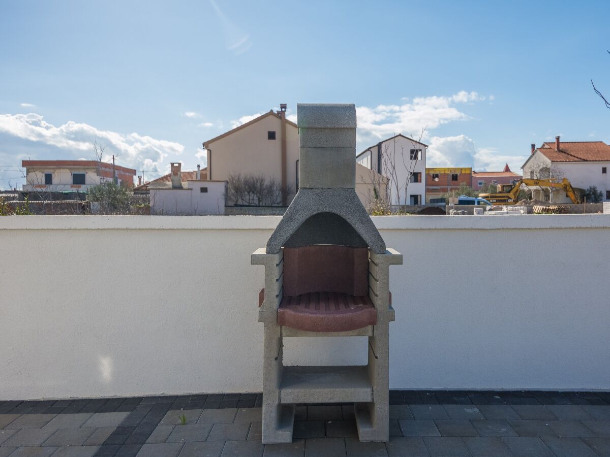 Apartment One bedroom apartment with terrace Vir A-19332-a - Outdoor photo 4