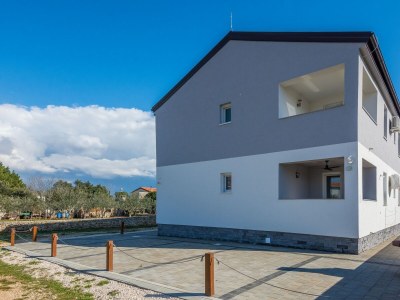 Apartment Two bedroom apartment with terrace Vir A-19332-b - Outdoor photo 6