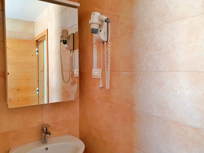 Apartment Two bedroom apartment with terrace and sea view Šilo, Krk A-18685-a - Outdoor photo 21