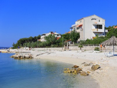 Apartment Two bedroom apartment near beach Seget Donji, Trogir A-19351-b in Seget Donji - Apartment