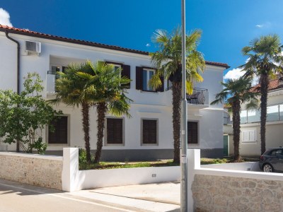 Apartment Two bedroom apartment with balcony and sea view Malinska, Krk A-19359-a - Outdoor photo 2