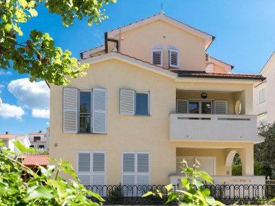 Apartment One bedroom apartment with balcony Malinska, Krk A-19371-c - Outdoor photo 2