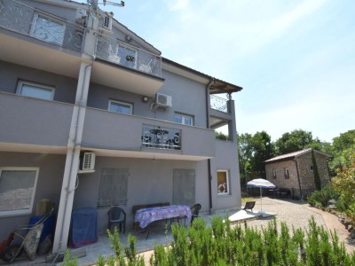 Apartment Two bedroom apartment with balcony Gabonjin, Krk A-19413-b - Outdoor photo 4