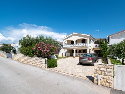 Apartment One bedroom apartment with terrace Vir A-20147-a - Outdoor photo 8