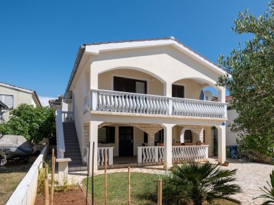 Apartment One bedroom apartment with terrace Vir A-20147-b - Outdoor photo 2