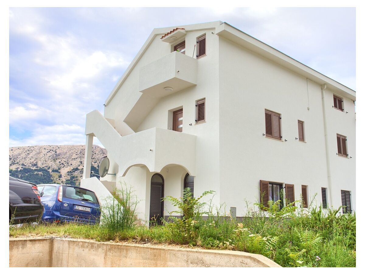 Apartment Two bedroom apartment with terrace Baška, Krk A-19708-a