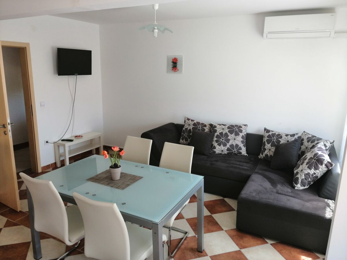Apartment Two bedroom apartment with balcony and sea view Vir A-20183-b