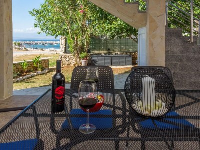 Apartment Two bedroom apartment near beach Vir - Lozice, Vir A-20202-a in Vir - Apartment