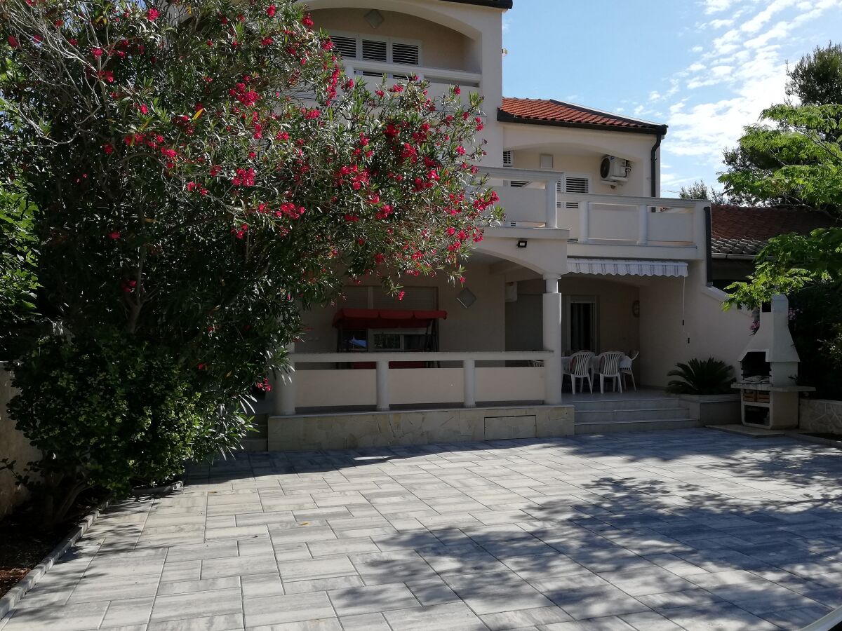 Apartment Studio flat with balcony and sea view Vir AS-20205-a - Outdoor photo 3
