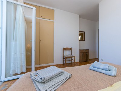 Apartment Three bedroom apartment with terrace and sea view Brela, Makarska A-20075-a - Outdoor photo 14