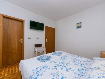 Apartment Three bedroom apartment with terrace and sea view Brela, Makarska A-20075-a - Outdoor photo 17