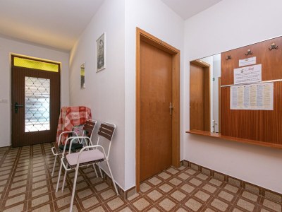 Apartment Three bedroom apartment with terrace and sea view Brela, Makarska A-20075-a - Outdoor photo 26