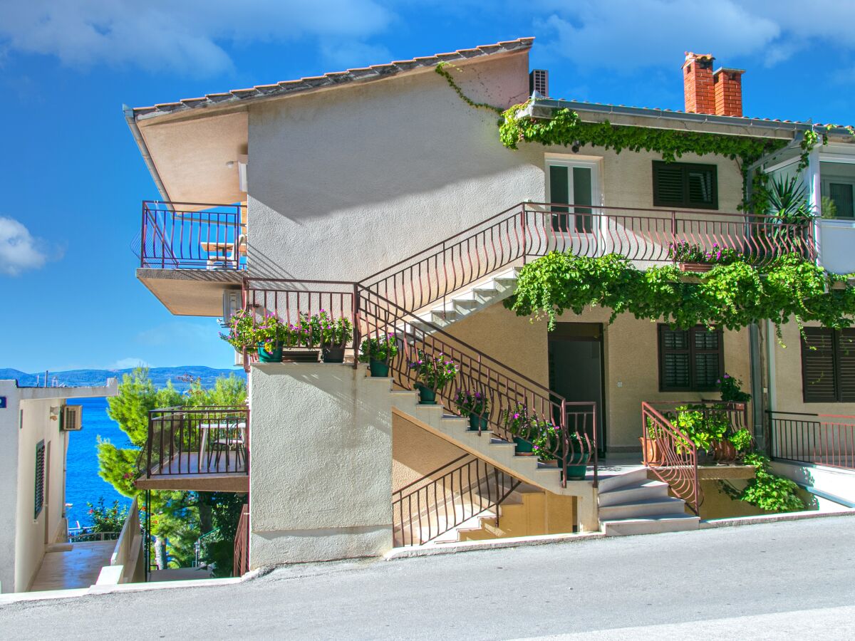 Apartment Studio flat with balcony and sea view Brela, Makarska AS-20075-a - Outdoor photo 4
