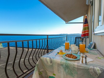 Apartment Studio flat with balcony and sea view Brela, Makarska AS-20075-a in Brela - Apartment