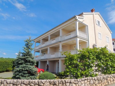 Holiday room with terrace Malinska, Krk S-20371-a in Malinska - Holiday room
