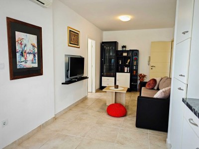 Apartment Two bedroom apartment with terrace Punat, Krk A-20408-a - Outdoor photo 8