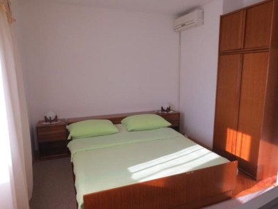 Holiday room with air-conditioning Sukošan, Zadar S-20112-f in Sukošan - Holiday room