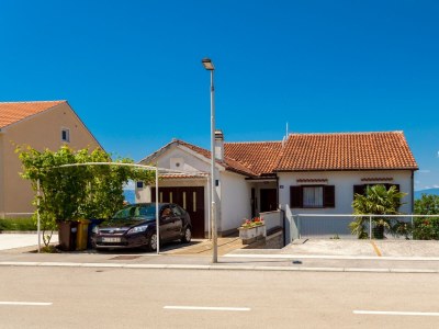 Apartment Two bedroom apartment with terrace Njivice, Krk A-20548-a - Outdoor photo 10
