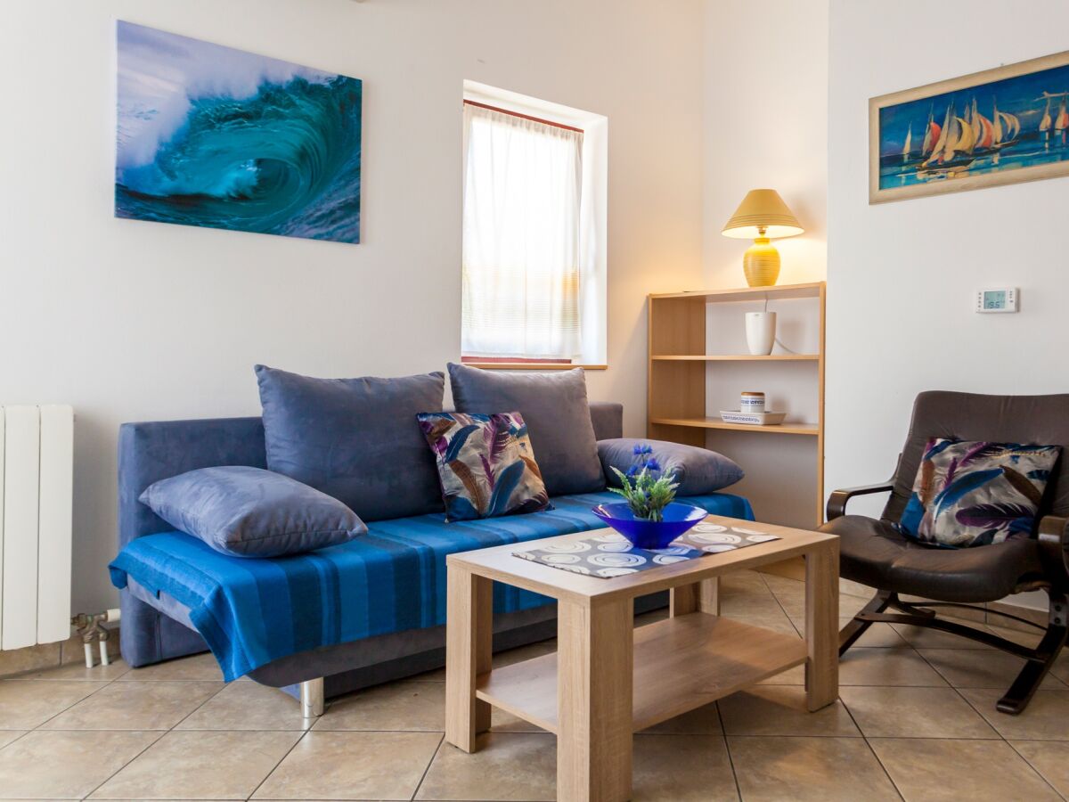 Apartment Two bedroom apartment with terrace Njivice, Krk A-20548-c