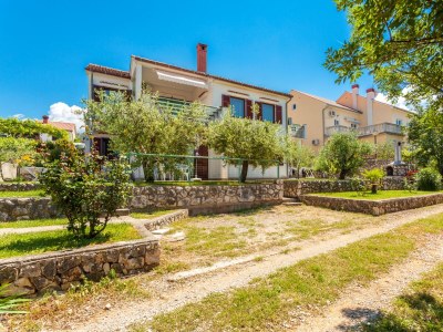 Apartment Two bedroom apartment with terrace Njivice, Krk A-20548-c - Outdoor photo 9