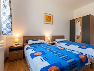 Apartment Two bedroom apartment with terrace Njivice, Krk A-20548-c - Outdoor photo 24