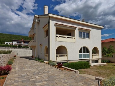Apartment Two bedroom apartment with terrace and sea view Punat, Krk A-20553-c - Outdoor photo 2